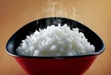 Đừng nấu cơm kiểu cũ, "bỏ túi" mẹo đơn giản giúp cơm luôn dẻo tơi, không cháy đáy nồi