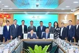 V-Green hợp tác PVOIL triển khai hơn 3.000 tủ đổi pin xe máy điện