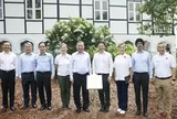 Tổng Bí thư, Chủ tịch nước Tô Lâm trồng cây tại Vườn Bách thảo Singapore