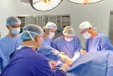 Vinmec Hải Phòng áp dụng thành công kỹ thuật thay khớp vai đảo ngược cho bệnh nhân người Anh