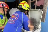 Giải cứu bé gái 3 tuổi bị mắc kẹt trong máy giặt