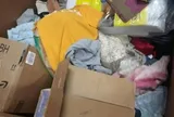 Người phụ nữ tìm thấy hơn 1 tỷ đồng tiền mặt trong chiếc áo cũ