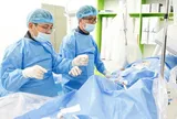 Người đàn ông 43 tuổi bất ngờ thành bệnh nhân khi đưa con đi khám