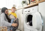 Câu chuyện giặt quần áo sao cho sạch và nỗi lo muôn thuở về vi khuẩn vô hình