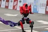 Robot Trung Quốc chạy 100m nhanh hơn kỷ lục của Usain Bolt