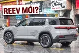 SUV mới của VinFast để lộ dải LED cách điệu bắt mắt cùng kích thước khủng ‘át’ cả VF 6, có thể là REEV như VF Wild