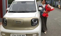 Cô giáo tìm thấy 'nhịp sống mới' mỗi ngày đến lớp với xe điện Bestune Xiaoma