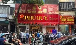 Giá bạc vừa mở cửa đầu tuần đã lao dốc