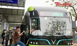 Hà Nội bổ sung 53 xe buýt điện, nâng chất lượng phục vụ trên 3 tuyến