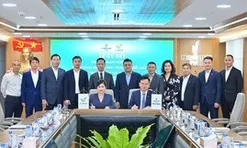 V-Green hợp tác PVOIL triển khai hơn 3.000 tủ đổi pin xe máy điện