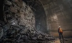 Phát hiện "quái vật" 4.000 tấn, cao bằng tòa nhà 4 tầng, miệt mài khoan xuyên 10,2 km đá cứng suốt 5 năm: Công trình cấp điện cho 160.000 hộ dân lộ diện