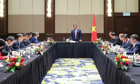 Thủ tướng làm việc với các đại sứ Việt Nam tại khu vực ASEAN