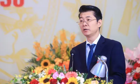 Giới luật gia phải "góp sức, chung tay" tháo gỡ điểm nghẽn về thể chế