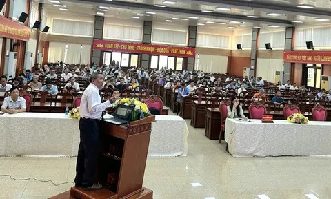 “Giúp người dân hiểu đúng, làm đúng trong bầu cử”