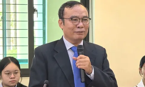 Đề xuất đổi mới công tác phổ biến pháp luật từ tuyên truyền sang "phục vụ đời sống pháp lý"