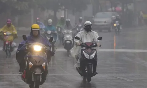 Không khí lạnh suy yếu, miền Bắc vẫn chìm trong mưa phùn và sương mù bao phủ