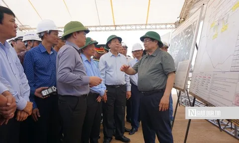 Thủ tướng Phạm Minh Chính: Khai thác hiệu quả cao tốc nối Quảng Ngãi- Gia Lai, quy hoạch không gian phát triển mới