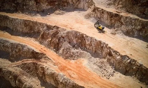 Việt Nam sở hữu kho báu được cả thế giới thèm khát, Trung Quốc nhiều lần ngỏ lời dù trữ lượng gấp 12 lần