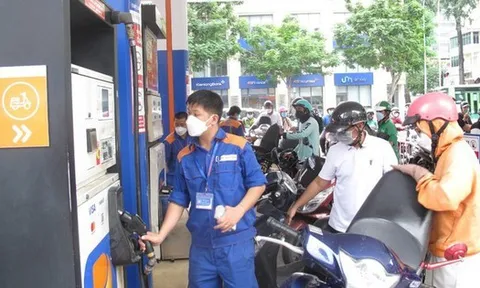 Dự báo về "cú sốc" giá xăng dầu ngày mai, dầu có thể tăng tới 3.500-4.000 đồng/lít