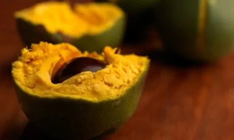 Quả Việt xưa rụng đầy gốc, nay ra nước ngoài gần 2 triệu/kg vẫn đắt khách