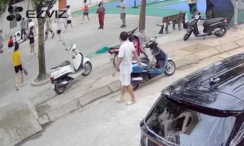 Khoảnh khắc sinh tử: Bác sĩ bế con đi dạo, kịp thời cứu người đàn ông đột quỵ