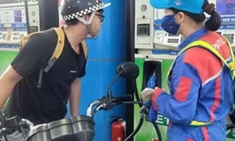 Xăng E10 có thể thay thế xăng khoáng ngay tháng 4-2026, hàng chục triệu xe máy và ô tô chú ý gì?