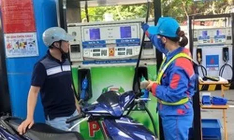 Xăng E10 sắp thay xăng khoáng, Bộ Công Thương nói gì về tính tương thích với xe máy, ô tô?