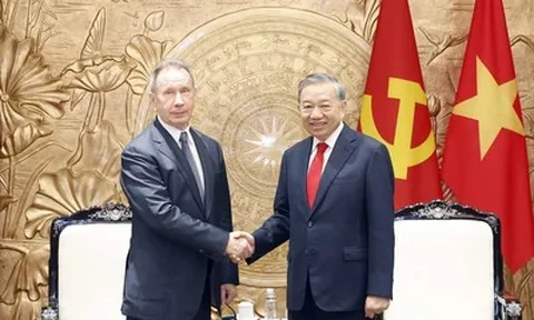 Tổng Bí thư, Chủ tịch nước Tô Lâm tiếp Giám đốc Cơ quan Vệ binh quốc gia Nga