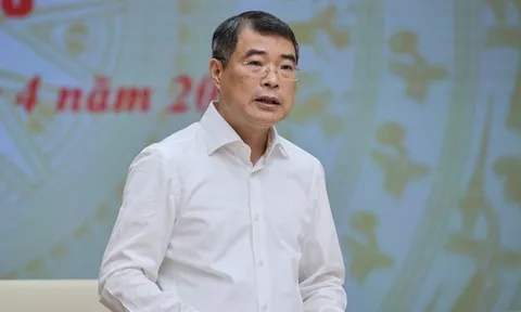 Thủ tướng nghiêm khắc phê bình 28 bộ, cơ quan, 18 địa phương chậm giải ngân vốn đầu tư công