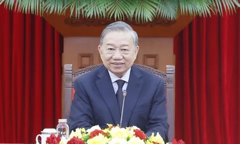 Tổng Bí thư, Chủ tịch nước Tô Lâm điện đàm với Thủ tướng Australia