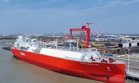 Phát hiện tàu Trung Quốc nặng 100.000 tấn bắt đầu di chuyển, thực hiện nhiệm vụ tối quan trọng