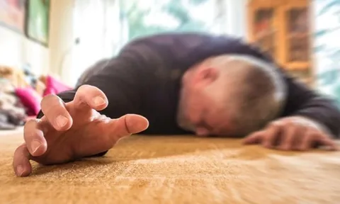 Người đàn ông 62 tuổi đột ngột tử vong dù chăm tập thể dục, bác sĩ chỉ ra sai lầm "chết người"