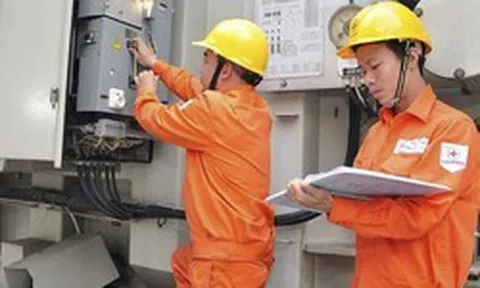 Bộ Công Thương sửa Thông tư, áp ngay giá điện theo khung giờ cao điểm mới