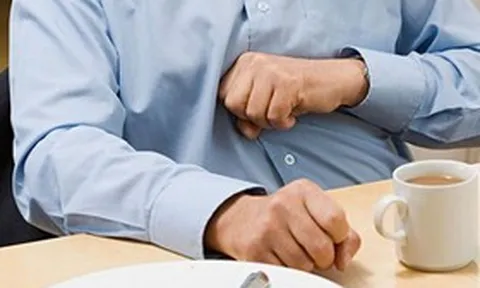 Bỏ qua 2 triệu chứng không đau, người đàn ông 60 tuổi phát hiện ung thư gan giai đoạn cuối