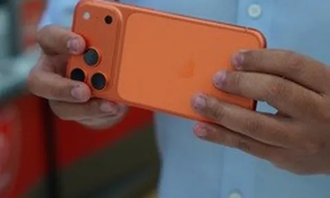 Giá iPhone 17 Pro Max giảm tiền triệu