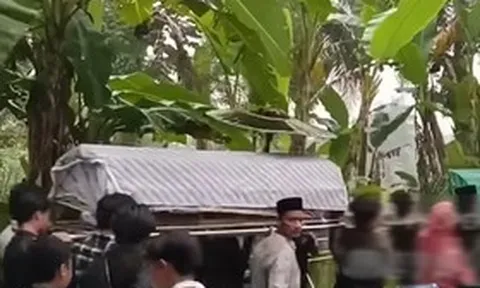 Đi nghỉ giữa thiên nhiên, gia đình 4 người tử vong "bí ẩn" chỉ sau một đêm