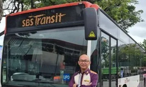 Kiểm tra xe buýt, nam tài xế phát hiện thứ trị giá hơn 700 triệu đồng