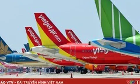 Cao điểm hè: Giá vé máy bay giảm sâu
