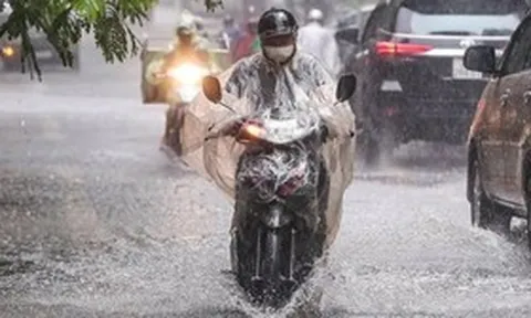 Mưa dông chưa dứt, miền Bắc đã được cảnh báo đợt nắng nóng gay gắt diện rộng