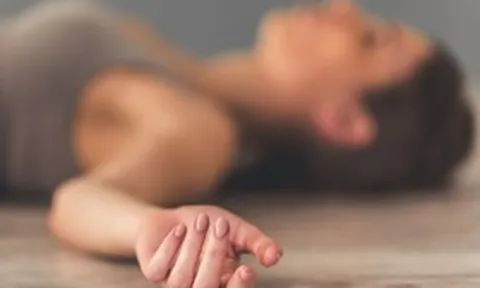 Người phụ nữ suýt tử vong sau khi ăn sầu riêng chung với 1 loại đồ uống quen thuộc, bác sĩ chỉ rõ "cực độc"