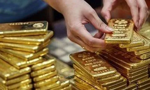 Vàng giảm 28% từ đỉnh, chuyên gia nói gì về triển vọng dài hạn?