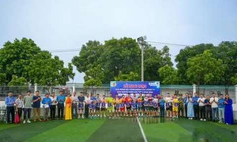 Khai mạc Giải bóng đá Khu công nghiệp Quang Minh lần thứ II năm 2026: Lan tỏa tinh thần thể thao, tăng cường gắn kết doanh nghiệp