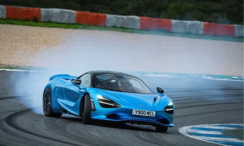 McLaren giới thiệu phiên bản 750S Le Mans kỷ niệm 30 năm chiến thắng giải đua Le Mans