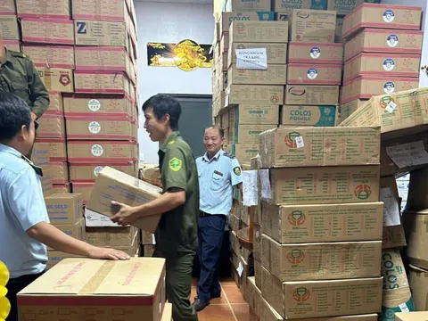 Phát hiện kho chứa gần 12.000 lon sữa bột không rõ nguồn gốc: Hàng loạt nhãn hiệu Z1000 Gold +, Sanaki Grow IQ Plus (Sun), Gold 1+, ...