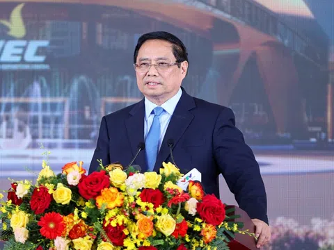 Thủ tướng: Tự tin làm tiếp những công trình thế kỷ như đường sắt tốc độ cao