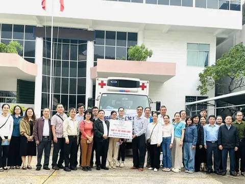 Lực lượng y tế chi viện cho Gia Lai và Lâm Đồng ứng phó dịch hậu lũ