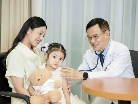 GS.TS.BS Phạm Nhật An: Chuyên gia Nhi khoa đầu ngành và triết lý “chăm sóc trẻ không chỉ là chữa bệnh”