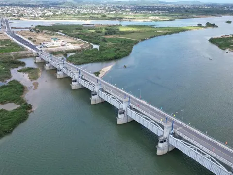 Sau nhiều lần trễ hẹn, đập dâng 1.500 tỷ thông xe ngay trước Tết Bính Ngọ 0