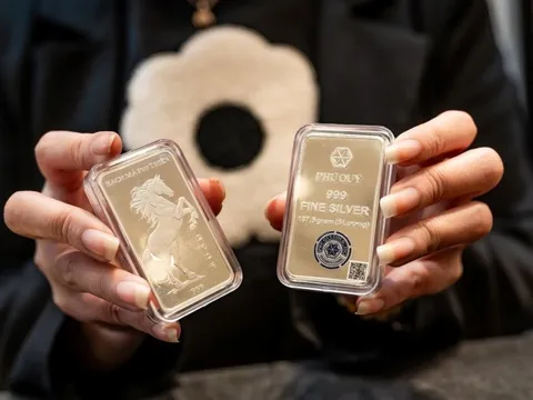 Từ quan niệm phong thủy, có nên mua bạc đầu năm?