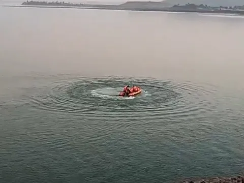 3 con gái được phát hiện tử vong dưới hồ nước, người cha bị bắt